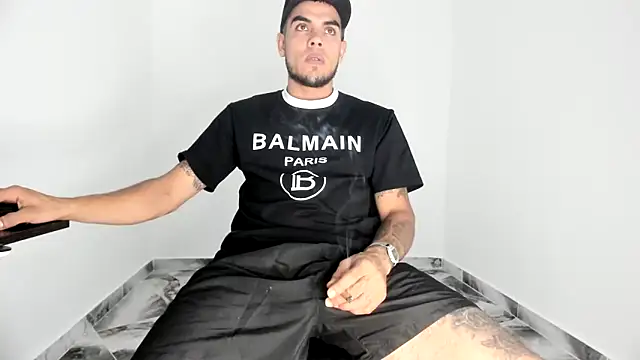 mikee scooth online show from 11/20/25, 07:47