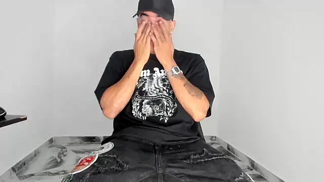 mikee scooth online show from 11/29/25, 01:39