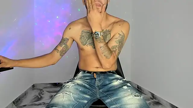 Snapshot of mikee_scooth chatting on 04/14/26, 12:37 mikee scooth online show from 04/14/26, 12:37