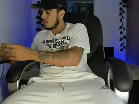 mikee scooth online show from 03/15/25, 12:56