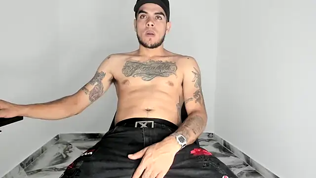 mikee scooth online show from 11/23/25, 07:02