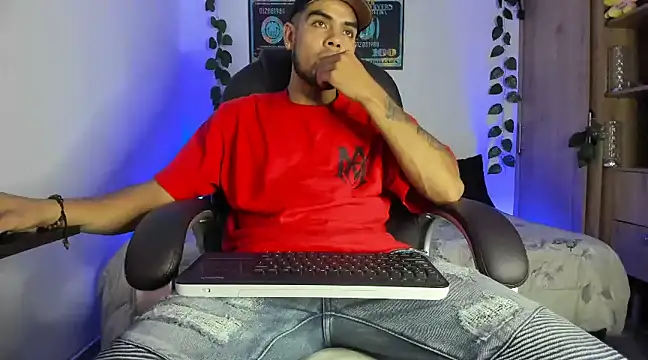 mikee scooth online show from 02/26/25, 01:25