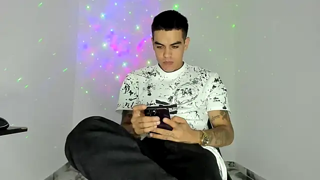 mikee scooth online show from 04/20/26, 02:29