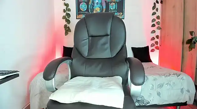 mikee scooth online show from 02/27/25, 02:14