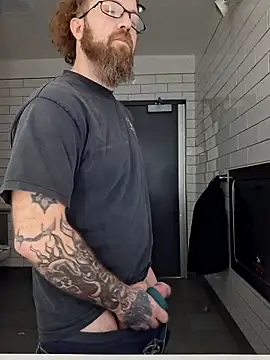 PNTlooker256 online show from 02/18/26, 02:13