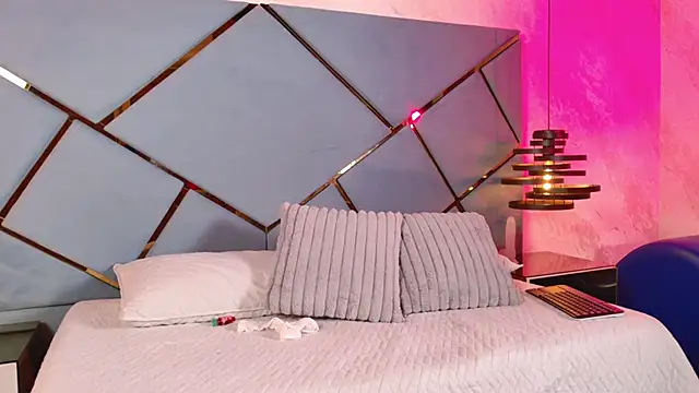 ammy durand online show from 10/16/25, 07:44