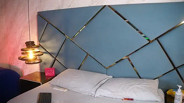 Snapshot of ammy_durand chatting on 02/05/26, 07:32 ammy durand online show from 02/05/26, 07:32