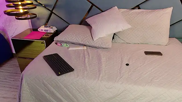 ammy durand online show from 03/08/26, 07:28