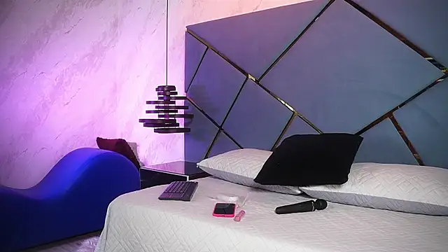 Snapshot of ammy_durand chatting on 01/13/26, 07:29 ammy durand online show from 01/13/26, 07:29