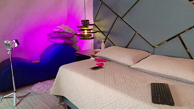 ammy durand online show from 03/10/26, 07:07