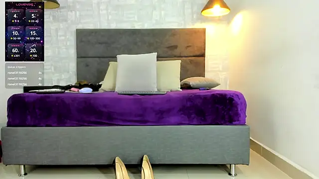missnatash online show from 03/07/25, 07:38