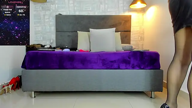 missnatash online show from 12/01/25, 11:33