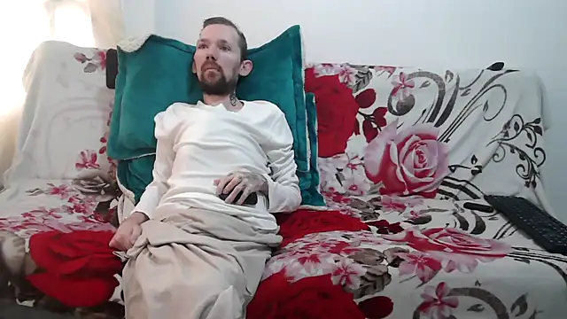 Sophia and Thomas online show from 04/08/26, 03:13