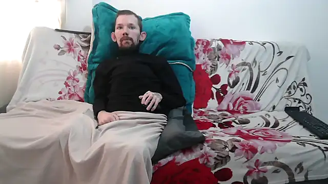 Sophia and Thomas online show from 04/12/26, 03:26