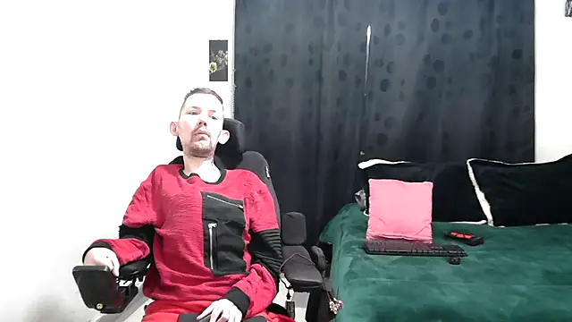 Sophia and Thomas online show from 03/13/25, 10:15