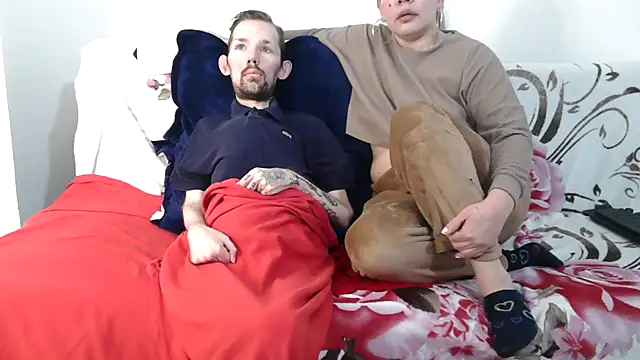 Sophia and Thomas online show from 01/16/26, 08:57