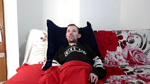 Sophia and Thomas online show from 02/02/26, 09:36