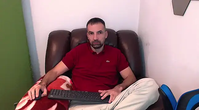 Leo 1617 online show from 03/10/25, 04:14