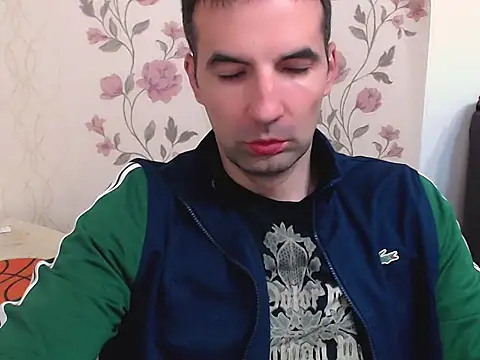 Leo 1617 online show from 04/25/26, 09:45