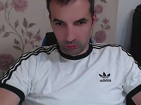 Snapshot of Leo_1617 chatting on 07/17/26, 02:14 Leo 1617 online show from 07/17/26, 02:14