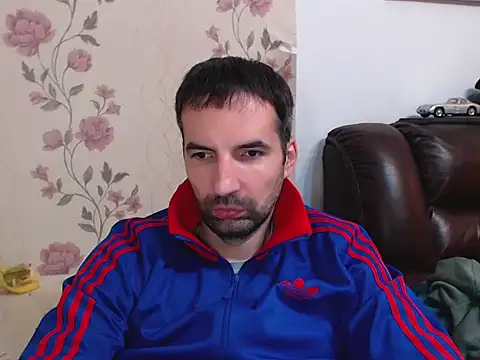 Leo 1617 online show from 11/16/25, 02:00