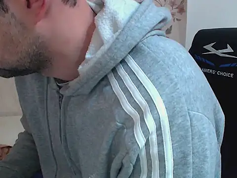 Leo 1617 online show from 02/09/26, 12:58