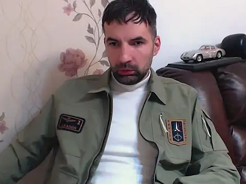 Leo 1617 online show from 03/25/26, 06:29