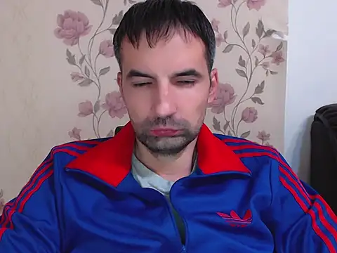 Leo 1617 online show from 12/02/25, 08:21