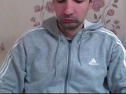 Leo 1617 online show from 02/18/26, 01:40