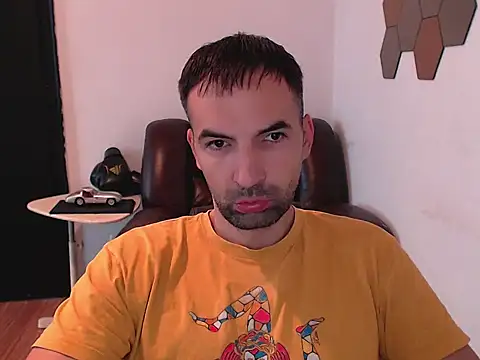 Leo 1617 online show from 10/15/25, 10:45