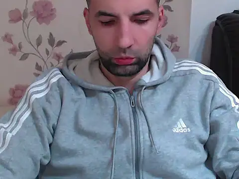 Leo 1617 online show from 02/27/26, 09:58