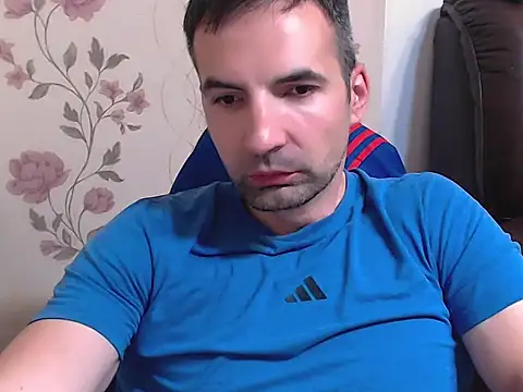 Snapshot of Leo_1617 chatting on 06/03/26, 06:45 Leo 1617 online show from 06/03/26, 06:45