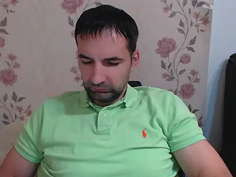 Leo 1617 online show from 12/14/25, 02:44