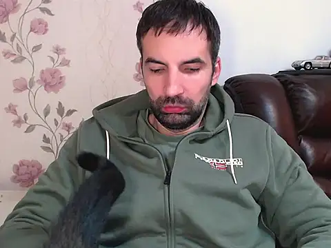 Leo 1617 online show from 11/20/25, 12:50