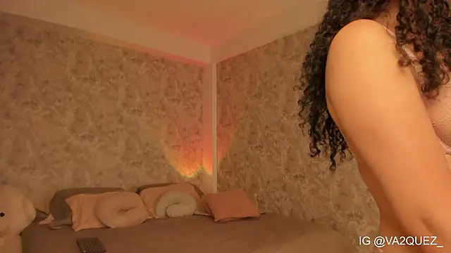 Heyloreley online show from 02/21/26, 03:08