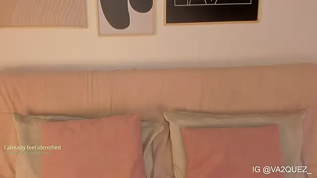 Heyloreley online show from 01/12/26, 02:51