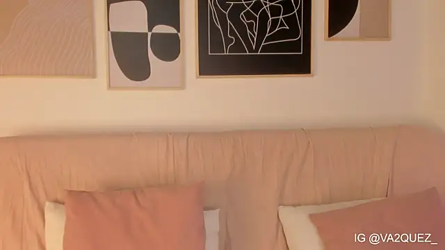 Heyloreley online show from 11/11/25, 01:22