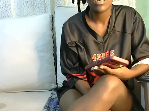 Caryyyl online show from 11/07/25, 07:13