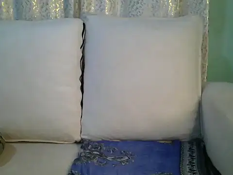 Caryyyl online show from 11/16/25, 12:26