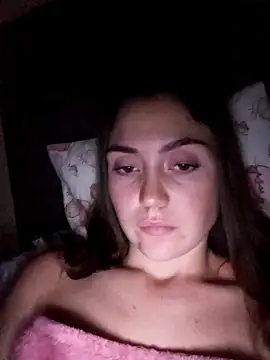 Snapshot of Ncfyv_ncyuhv chatting on 12/18/25, 10:02 Ncfyv ncyuhv online show from 12/18/25, 10:02