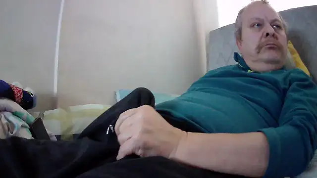 amylrmm1903 online show from 01/19/25, 01:33