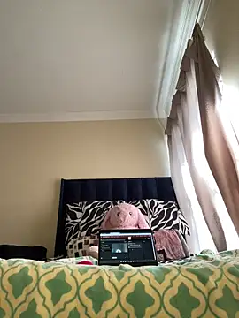 NickyBabes online show from 05/13/26, 08:43