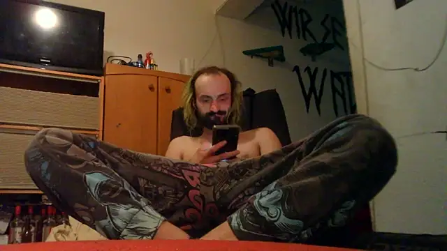 Snapshot of harterdome chatting on 09/19/25, 05:44 harterdome online show from 09/19/25, 05:44