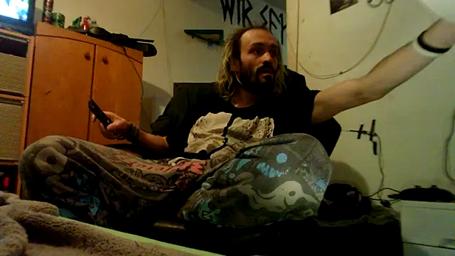 harterdome online show from 12/03/25, 10:42