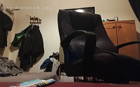 Snapshot of harterdome chatting on 01/19/25, 07:37 harterdome online show from 01/19/25, 07:37