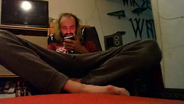 Snapshot of harterdome chatting on 09/09/25, 01:31 harterdome online show from 09/09/25, 01:31