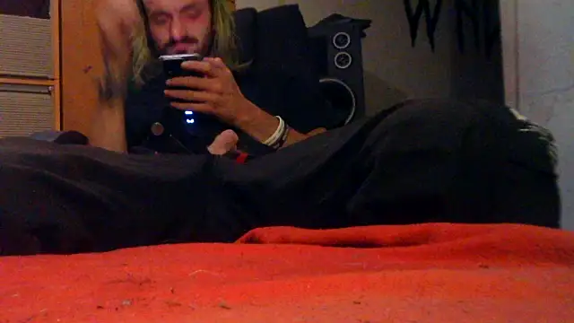 Snapshot of harterdome chatting on 09/24/25, 10:05 harterdome online show from 09/24/25, 10:05