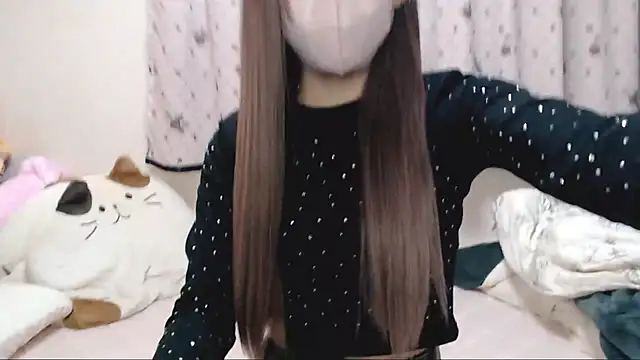  hiyor  online show from 11/10/25, 07:08