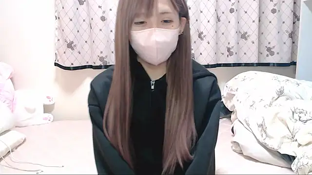  hiyor  online show from 11/13/25, 04:00