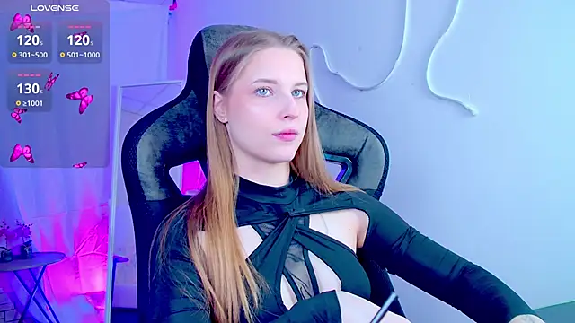 Snapshot of CuteMousee chatting on 01/11/26, 08:54 CuteMousee online show from 01/11/26, 08:54